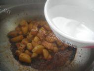 美味的干烧土豆肉做法图解14)