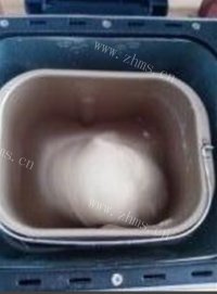 鲜美可口的牛奶土司做法图解3)