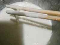 美味的拔丝香蕉做法图解4)