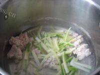 美味的萝卜丝肉丸汤
