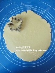 自制枫叶饼干做法图解6)