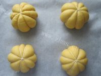 美味的像形南瓜包做法图解13)