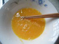 食欲满满的韭菜炒蛋做法图解2)