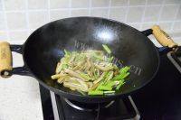 家常菜香芹豆干做法图解6)