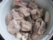 美味的淮山排骨汤做法图解1)