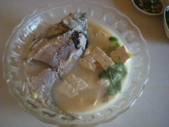喷香的鲫鱼豆腐汤