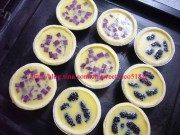 自制紫薯蛋挞、桑葚蛋挞做法图解3)