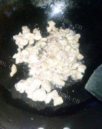 十分诱人的酱爆肉丁做法图解3)