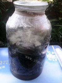 诱人的自制葡萄酒做法图解9)