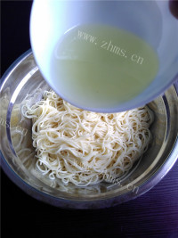 有特色的川味凉面做法图解9)