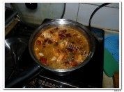 色味俱全的蒜香红烧肉做法图解3)