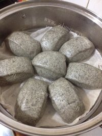 自制黑芝麻馒头做法图解6)
