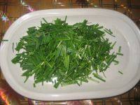 简单版豆芽炒韭菜做法图解1)