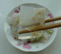 色泽光亮的水晶肉皮冻做法图解15)