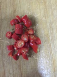 简易的拌芹菜做法图解2)