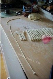 饱腹感手工拉面做法图解3)
