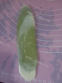 自制抹茶蛋黄酥做法图解7)