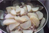 营养丰富的萝卜炖肉