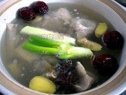 豆腐萝卜大骨汤做法图解2)