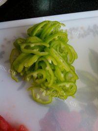 家常菜炒杏鲍菇做法图解3)