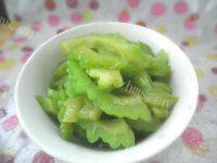 「DIY美食」清炒苦瓜