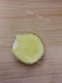 美味的红枣银耳汤做法图解2)