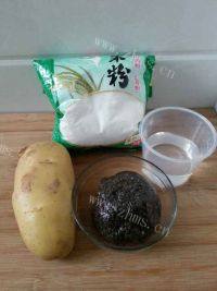 美味的芝麻香土豆饼做法图解1)