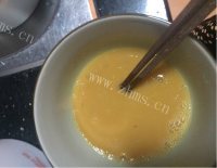 美味的鸡蛋羹做法图解3)