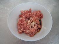 家常菜肉末烧豆腐做法图解1)