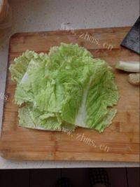 家常菜白菜肉卷做法图解3)