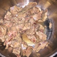 养人的炖排骨汤做法图解2)
