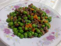 家常菜肉末炒豌豆
