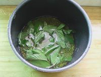 多吃美食清凉绿豆糕做法图解2)