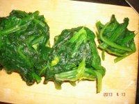 下酒菜菠菜拌花生米做法图解8)