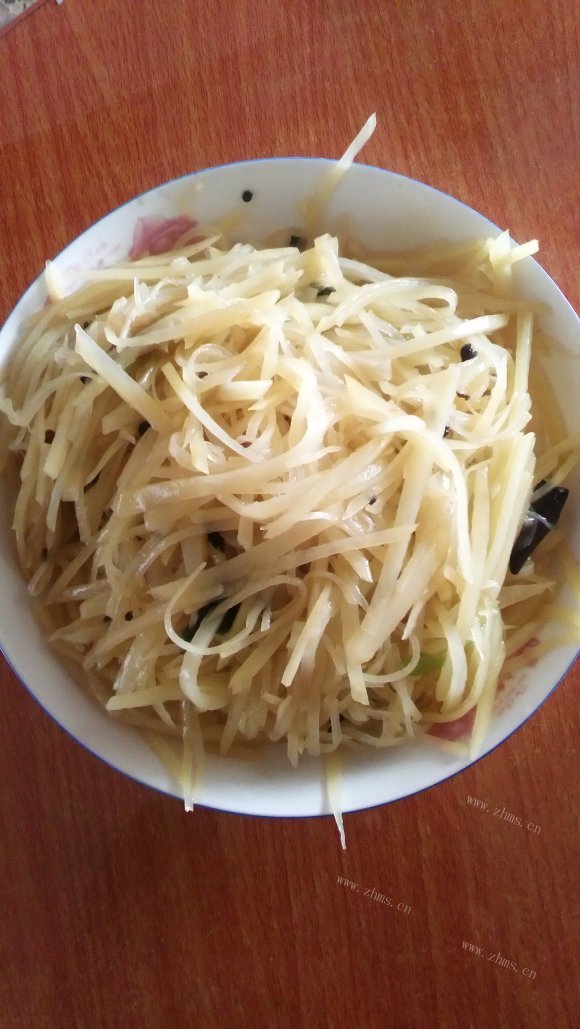 诱人的清炒土豆丝