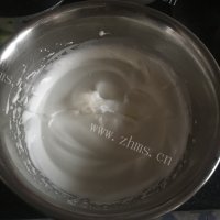 色泽鲜亮的抹茶芝士蛋糕做法图解7)