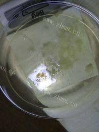自制芒果戚风蛋糕做法图解1)