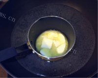 好吃不腻的轻乳酪蛋糕做法图解2)