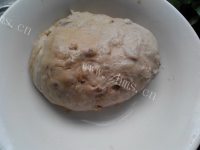 自制红糖红枣核桃面包做法图解8)