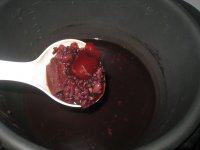 十分养胃的黑米红豆红枣粥