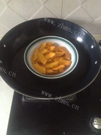 唇齿留香的南瓜饼做法图解1)