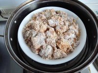 鲜美可口的粉蒸肉做法图解10)