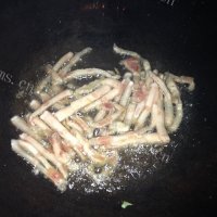 香飘十里的豆角焖面做法图解5)