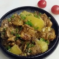 土豆炖鸡汤