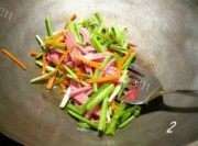 美味的四丝炒面做法图解2)