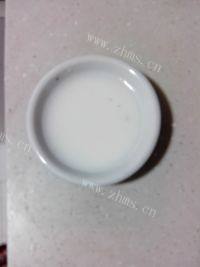 好吃的韭菜炒虾做法图解6)