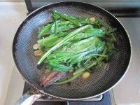 口感好的豆豉鲮鱼油麦菜做法图解6)