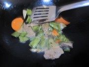 青椒炒牛肉做法图解1)