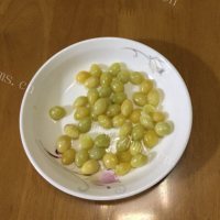 营养西兰花排骨汤做法图解1)