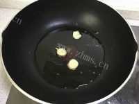 懒人菜油爆虾做法图解5)